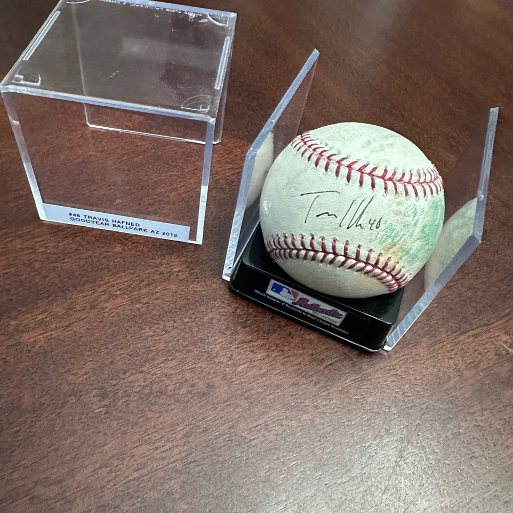 MLB Cleveland Indians Travis Hafner #48 Autographed Signed Baseball Spring 2012